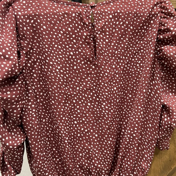 Dress top with ruffle sleeves. - Picture 5 of 5